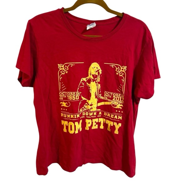 Red Tom Petty Graphic T-Shirt - Picture 1 of 5